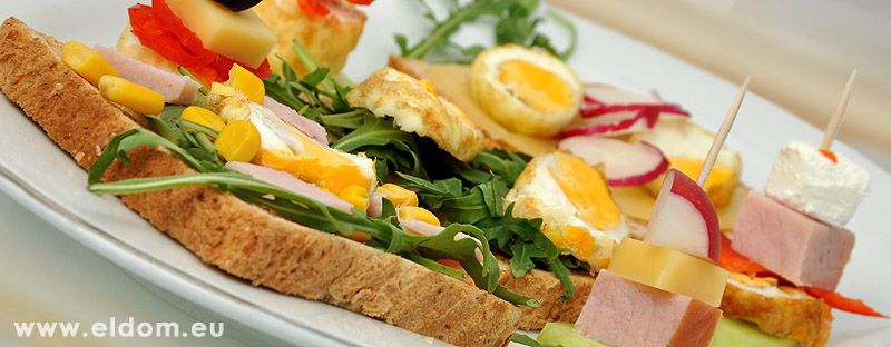 Tost z krążkami jajek z Perfect Egg Mastera