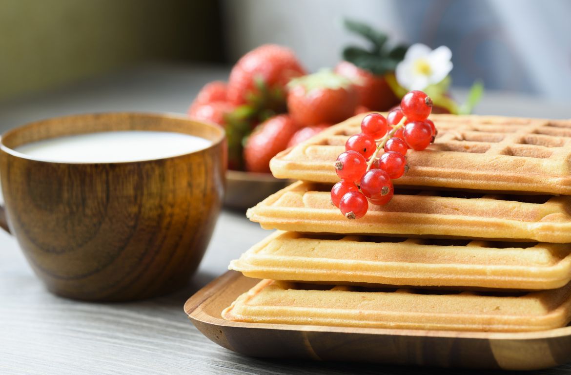 Pyszny deser na co dzień i od święta –  czyli kilka słów o gofrownicy