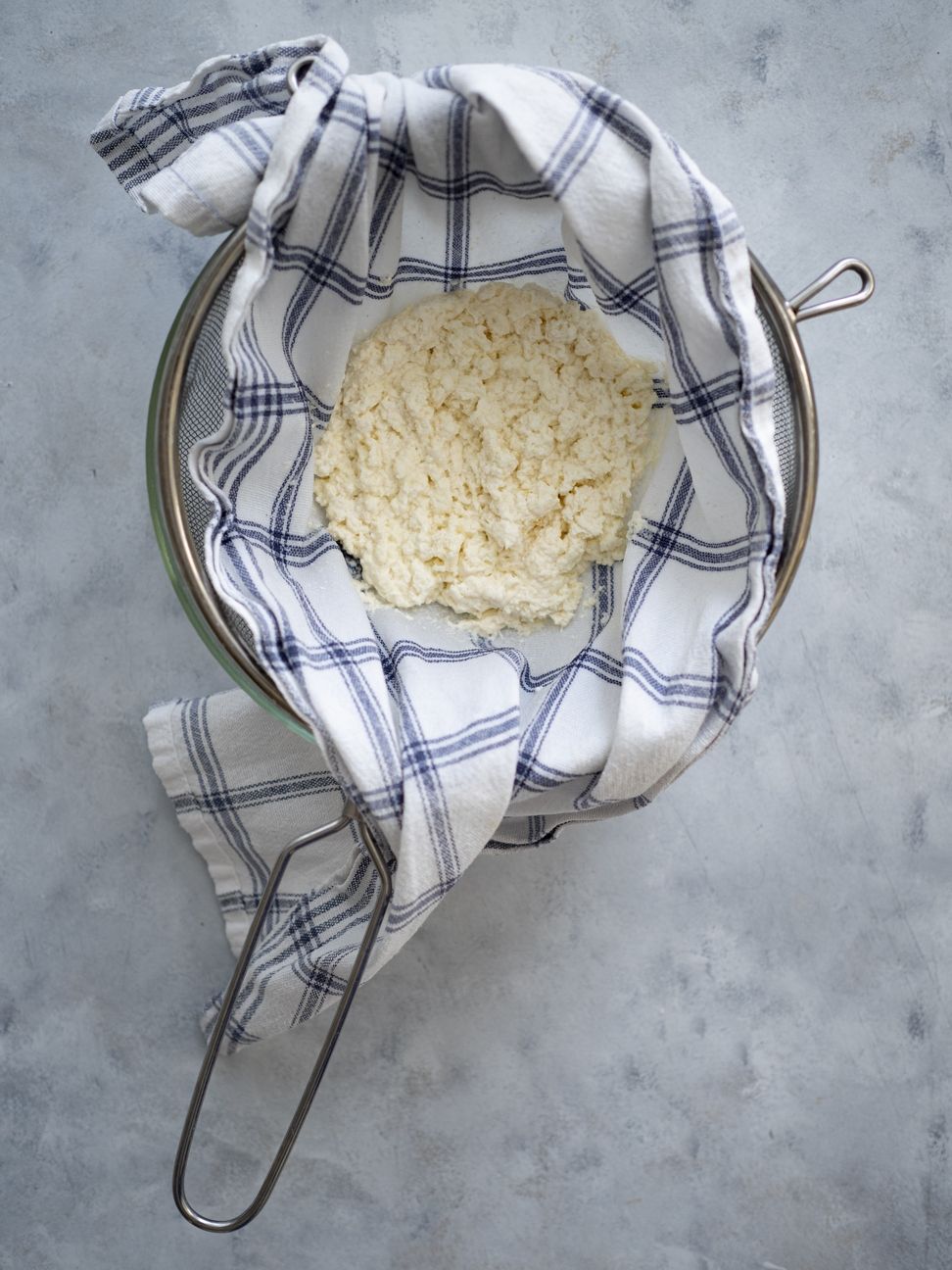 Indyjski twarożek paneer