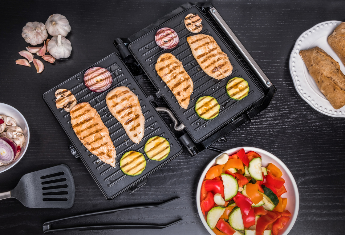 Grill kontaktowy GK130 PLAAT