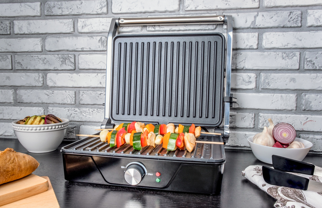 Grill kontaktowy GK170 SVAD