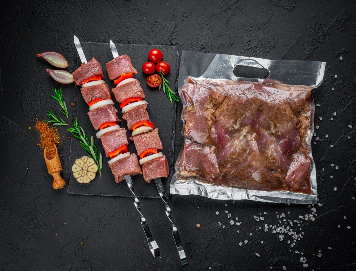 Sous vide - co to? Jak gotować próżniowo metodą sous vide w domu?