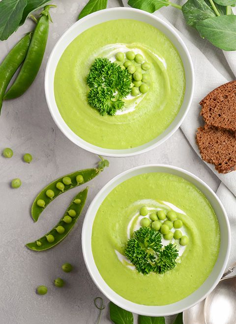 Zupa krem z awokado i groszkiem