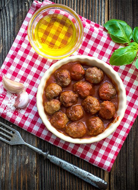 Klopsiki mięsne w sosie pomidorowym