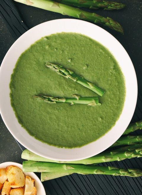 Zupa krem ze szparagów (przepis prosty)