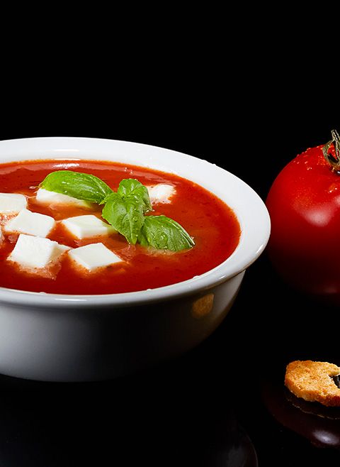 Zupa pomidorowa ze świeżych pomidorów