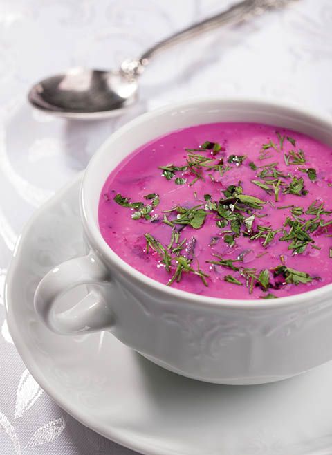 Krem z buraków z grillowanym czosnkiem