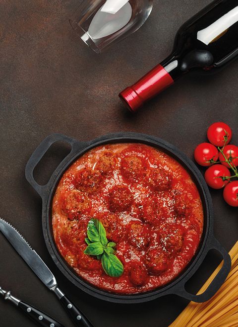 Klopsiki cielęce w sosie pomidorowym na czerwonym winie