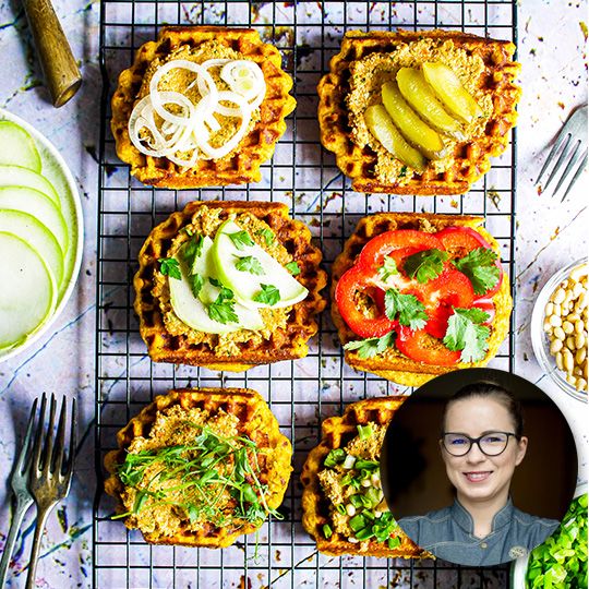 Gofry z kaszy gryczanej z pastą słonecznikową