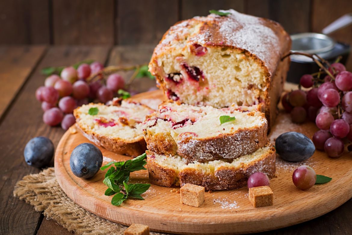 Ciasto drożdżowe jak u babci – sprawdzony przepis na domową drożdżówkę